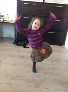 2014-02-14 Chloe danst voor 'haar' personeel2