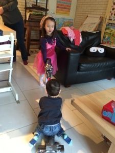 2015-03-20 Kids houden huis1