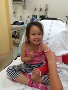 2015-09-18 Chloe breekt haar arm38