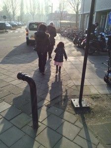 2016-03-11 Kids samen bloed prikken voor Chloe22