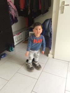 2016-04-13 Sylvain draagt papa-schoenen2