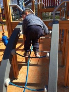 2016-04-20 Kids spelen in de speeltuin5