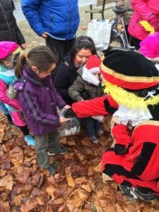 2016-11-12-kids-bij-intocht-sinterklaas-zoetermeer08