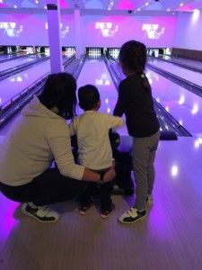 2016-12-11-kids-bowlen-met-papa-en-mama8