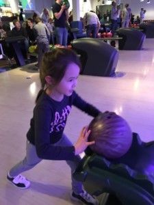 2016-12-11-kids-bowlen-met-papa-en-mama9